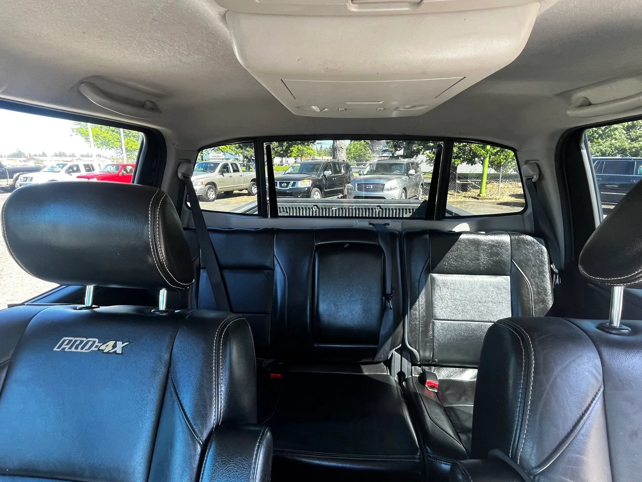 Used 2013 Nissan Titan PRO-4X w/ Pro-4x Luxury Pkg AWD/4WD image 9