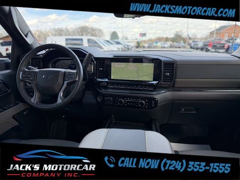Used 2025 Chevrolet Silverado 2500 ZR2 w/ Technology Package image 17