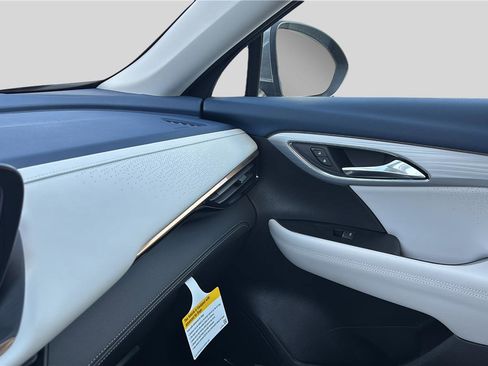 New 2026 Buick Envision Avenir image 10