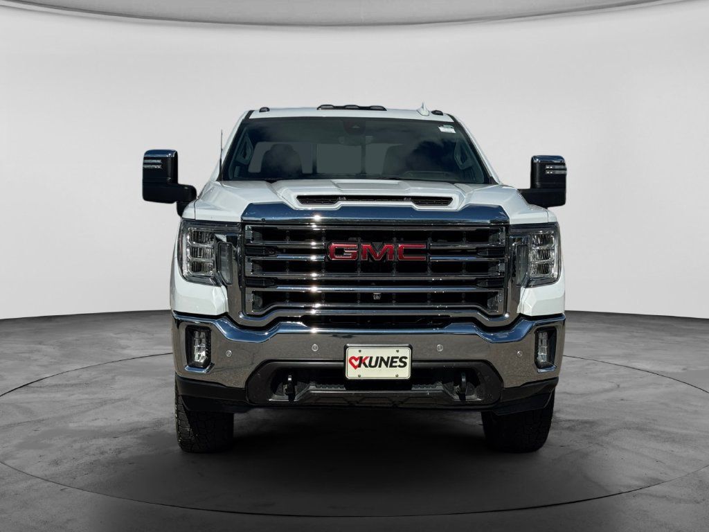 Used 2020 GMC Sierra 3500 SLT w/ SLT Premium Plus Package AWD/4WD image 2