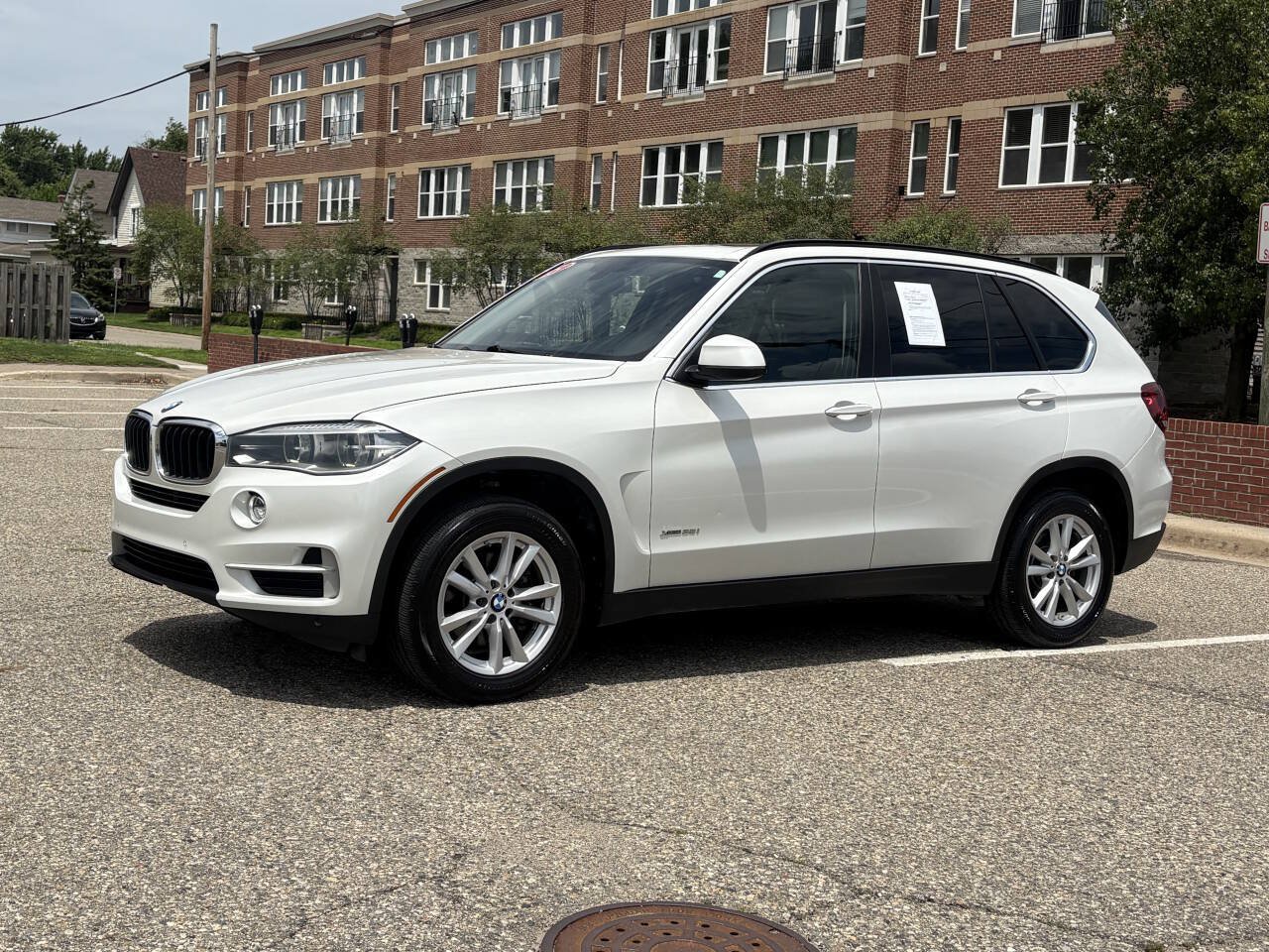 Used 2015 BMW X5 xDrive35i AWD/4WD image 1