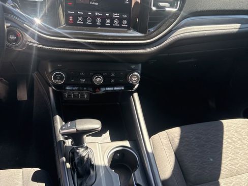 Used 2021 Dodge Durango SXT AWD/4WD image 32