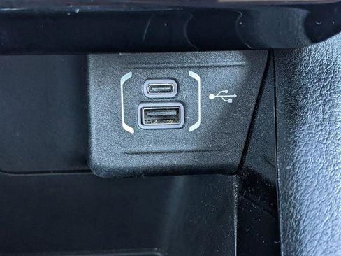 Certified 2022 Jeep Compass Latitude FWD image 44