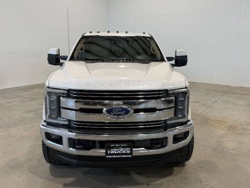 Used 2017 Ford F350 Lariat w/ Lariat Ultimate Package AWD/4WD image 4