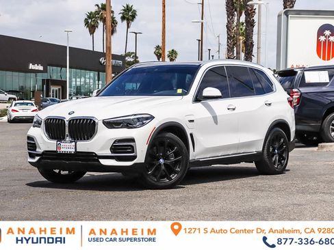 Used 2023 BMW X5 xDrive45e AWD/4WD image 1