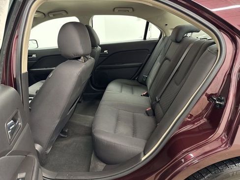 Used 2012 Ford Fusion SE image 16