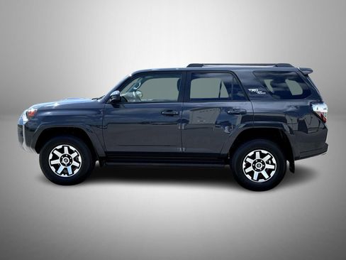 Used 2024 Toyota 4Runner TRD Off-Road image 8