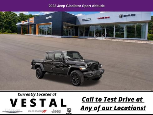 Used 2022 Jeep Gladiator Sport AWD/4WD image 1