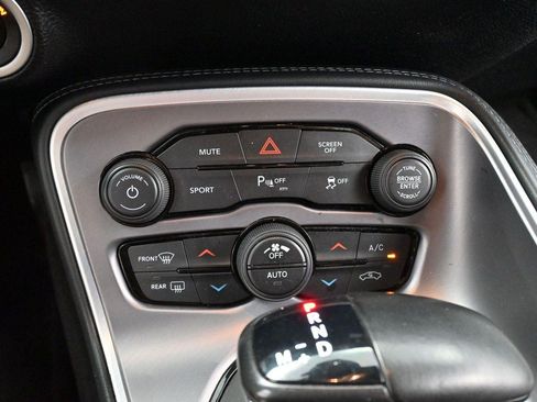 Used 2022 Dodge Challenger GT RWD image 22