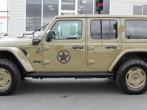 Used 2025 Jeep Wrangler Unlimited Sport S 4xe AWD/4WD image 3