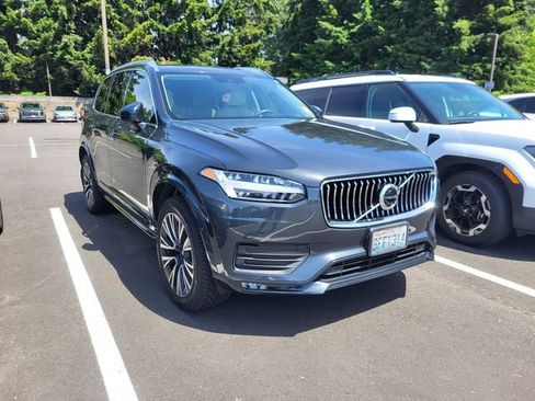 Used 2021 Volvo XC90 T5 Momentum w/ Advanced Package AWD/4WD image 2