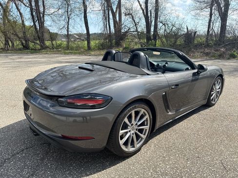 Used 2021 Porsche 718 Boxster S RWD image 5