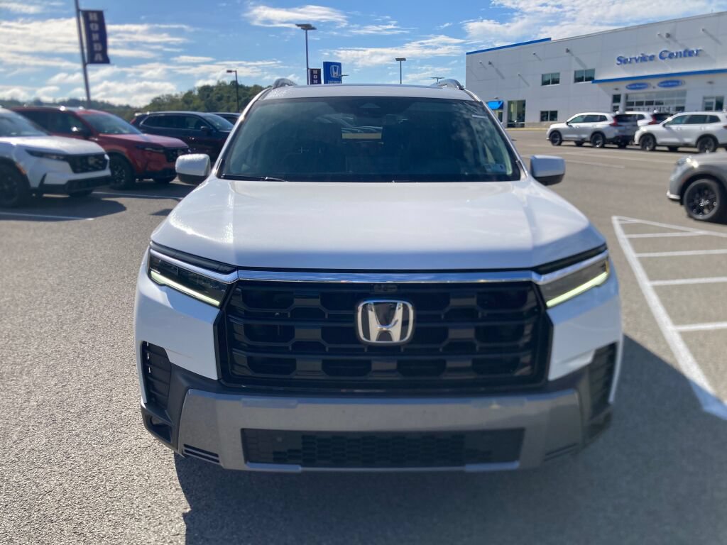 New 2026 Honda Pilot Elite image 2