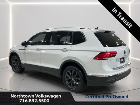 Used 2024 Volkswagen Tiguan SE AWD/4WD image 3