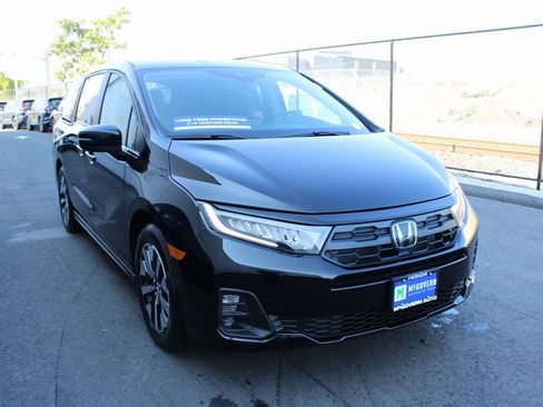 New 2026 Honda Odyssey EX-L image 4