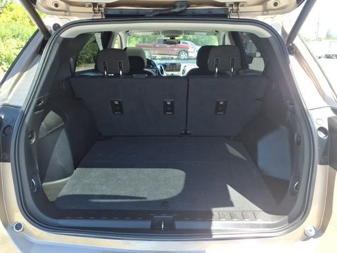 Used 2018 Chevrolet Equinox LT w/ Sun & Infotainment Package AWD/4WD image 21