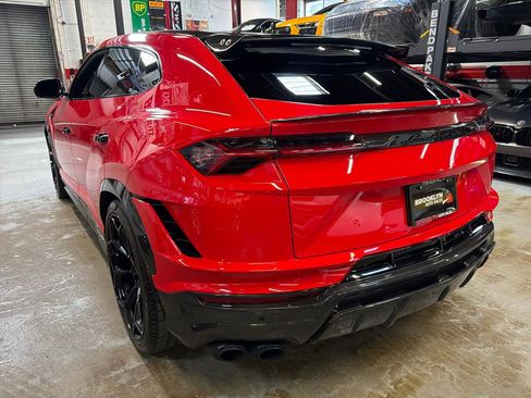 Used 2024 Lamborghini Urus Performante image 8