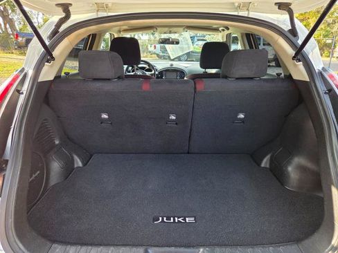 Used 2015 Nissan Juke SV w/ Technology Package image 33