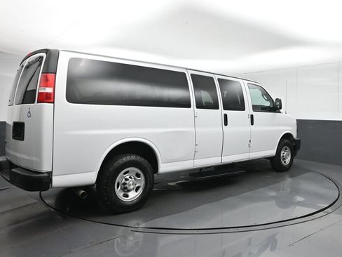 Used 2023 Chevrolet Express 3500 LS RWD image 7