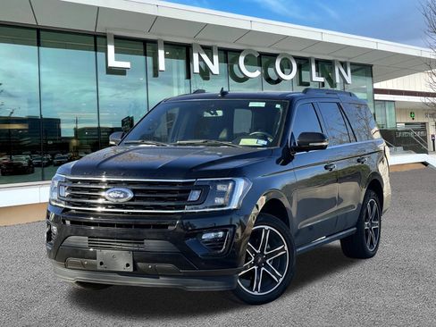 Used 2021 Ford Expedition Limited image 1