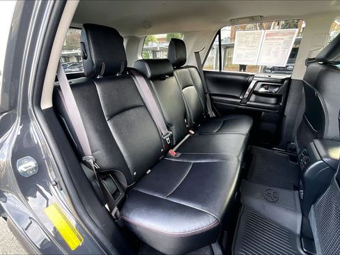 Used 2024 Toyota 4Runner TRD Off-Road Premium image 26