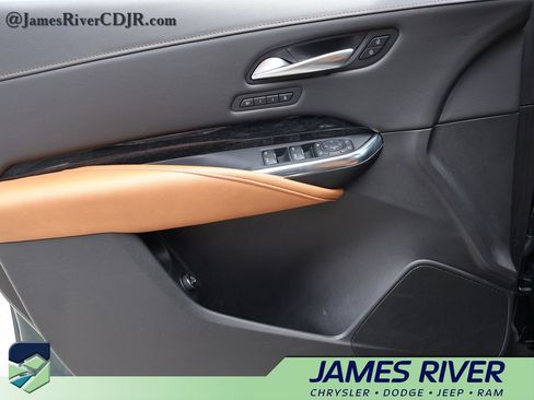 Used 2024 Cadillac XT4 Sport FWD image 20