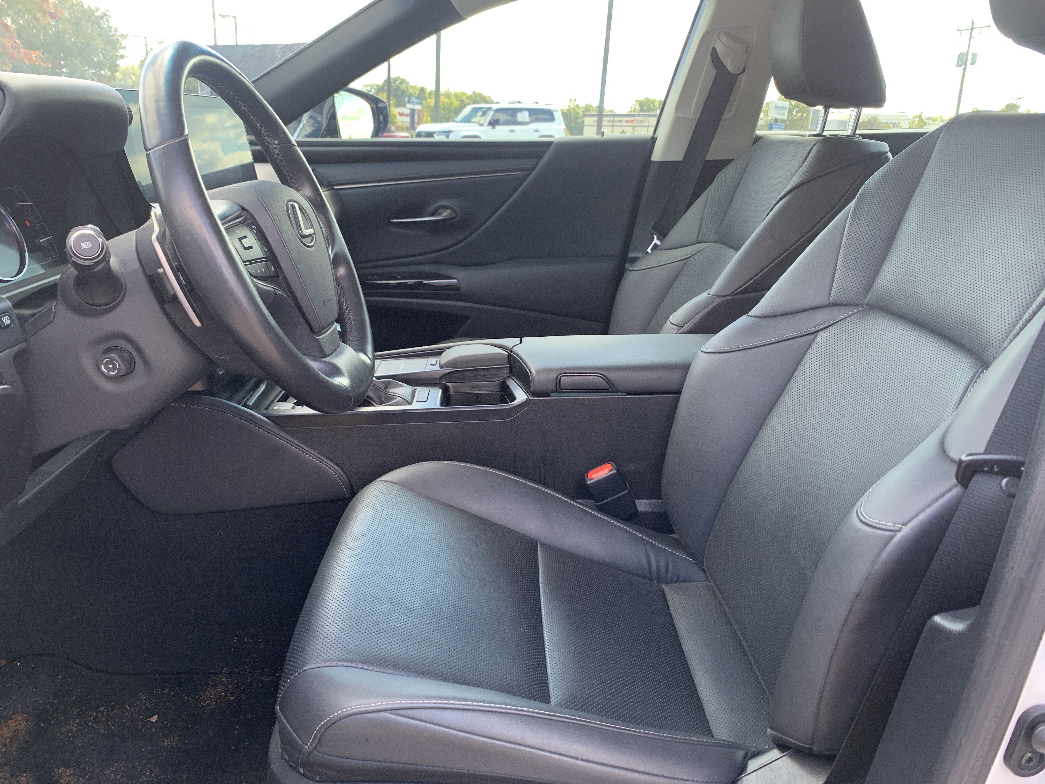 Used 2022 Lexus ES 350 w/ Premium Package FWD image 16
