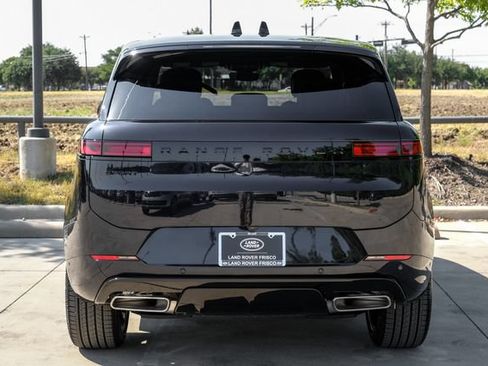 New 2026 Land Rover Range Rover Sport Dynamic SE AWD/4WD image 9