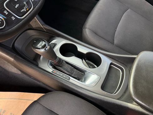 Used 2018 Chevrolet Malibu LS image 19