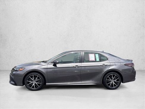 Certified 2023 Toyota Camry SE FWD image 10