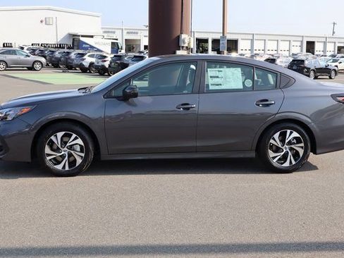 Used 2025 Subaru Legacy Premium w/ Popular Package #1A AWD/4WD image 4