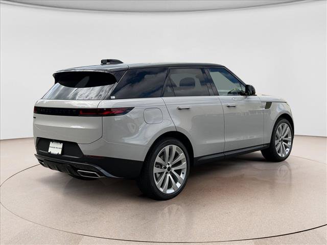 New 2027 Land Rover Range Rover Sport SE AWD/4WD image 5
