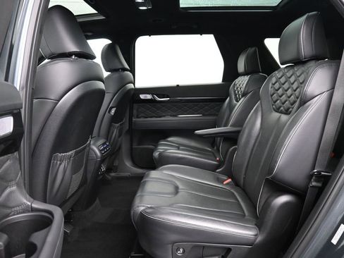 Used 2022 Hyundai Palisade Calligraphy image 20