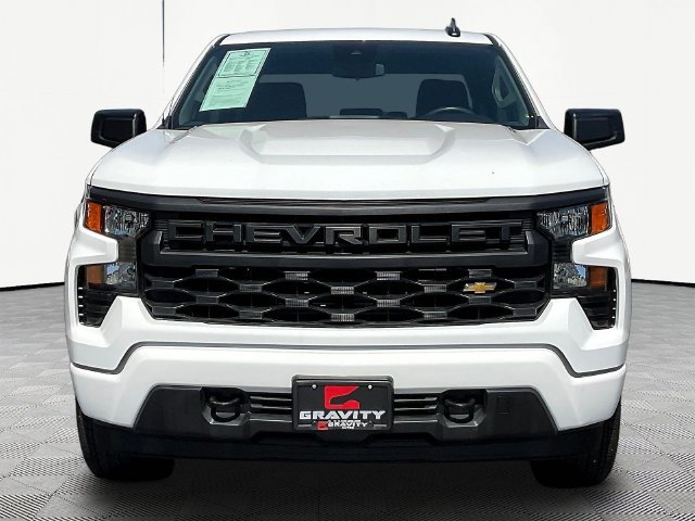 Used 2026 Chevrolet Silverado 1500 Custom RWD image 2