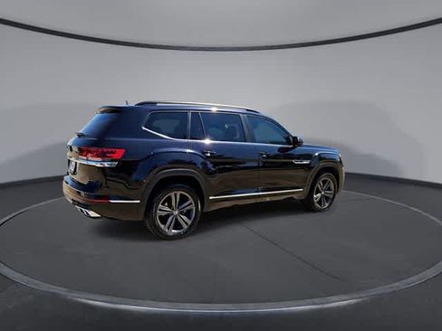 Used 2021 Volkswagen Atlas SE w/ Panoramic Sunroof Package FWD image 8
