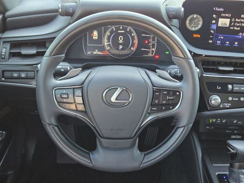 Used 2022 Lexus ES 350 Ultra Luxury w/ Accessory Package 2 image 20