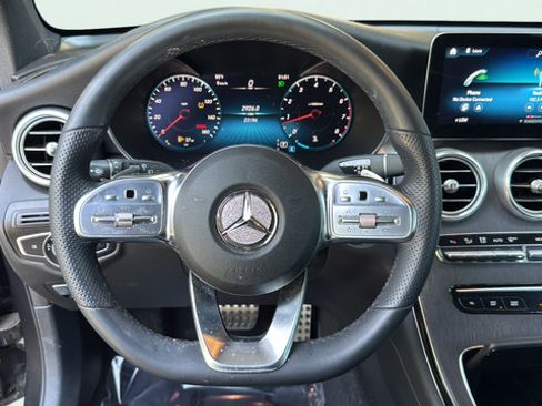Used 2022 Mercedes-Benz GLC 300 4MATIC image 16