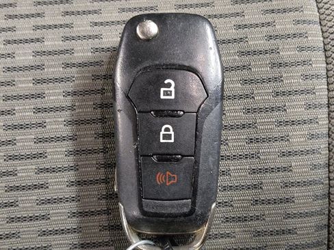 Used 2016 Ford F150 XLT AWD/4WD image 32