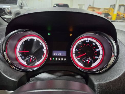Used 2015 Dodge Grand Caravan SE w/ Quick Order Package 29E SE FWD image 35