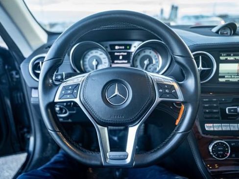 Used 2015 Mercedes-Benz SL 400 image 15