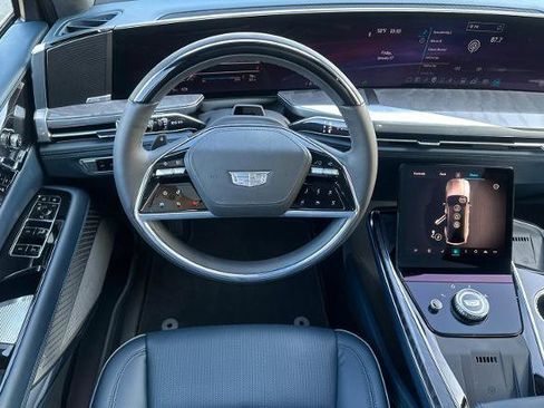 New 2025 Cadillac Escalade IQ Luxury 2 image 15