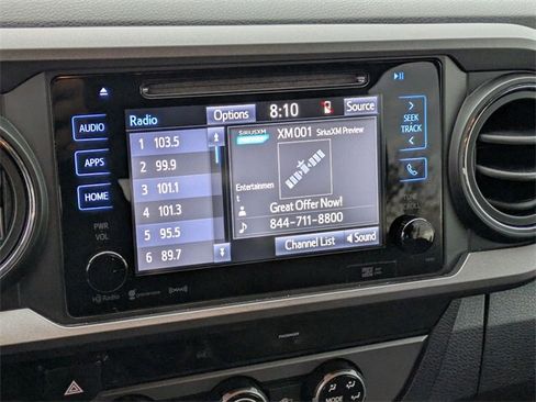 Used 2017 Toyota Tacoma TRD Off-Road image 13