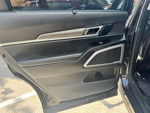 Used 2021 Kia Telluride EX w/ EX Premium Package FWD image 14