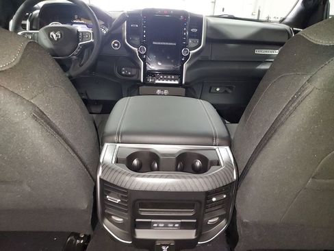 New 2026 RAM 2500 Big Horn AWD/4WD image 10