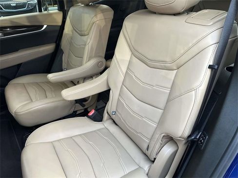 Used 2025 Cadillac XT6 Sport w/ Platinum Package image 33