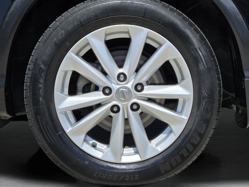 Used 2018 Nissan Rogue Sport S w/ S Appearance Package FWD image 36