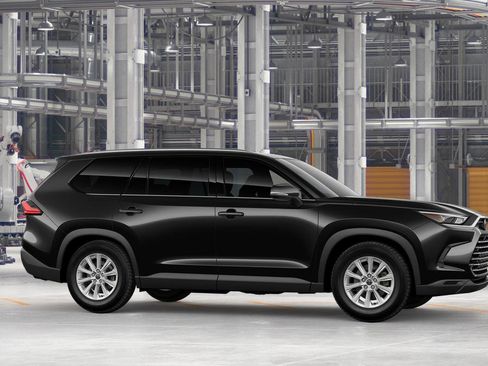 New 2026 Toyota Grand Highlander XLE image 15