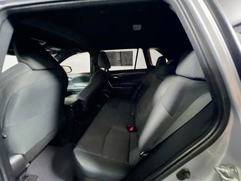 Used 2022 Toyota RAV4 SE image 29