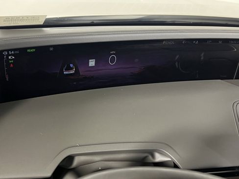 Used 2024 Lincoln Nautilus Reserve w/ Equipment Group 202A image 21