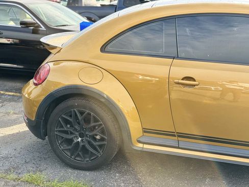 Used 2017 Volkswagen Beetle 1.8T Dune FWD image 4